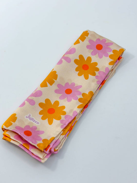 Sin Prisa Pero Sin Pausa Bandana