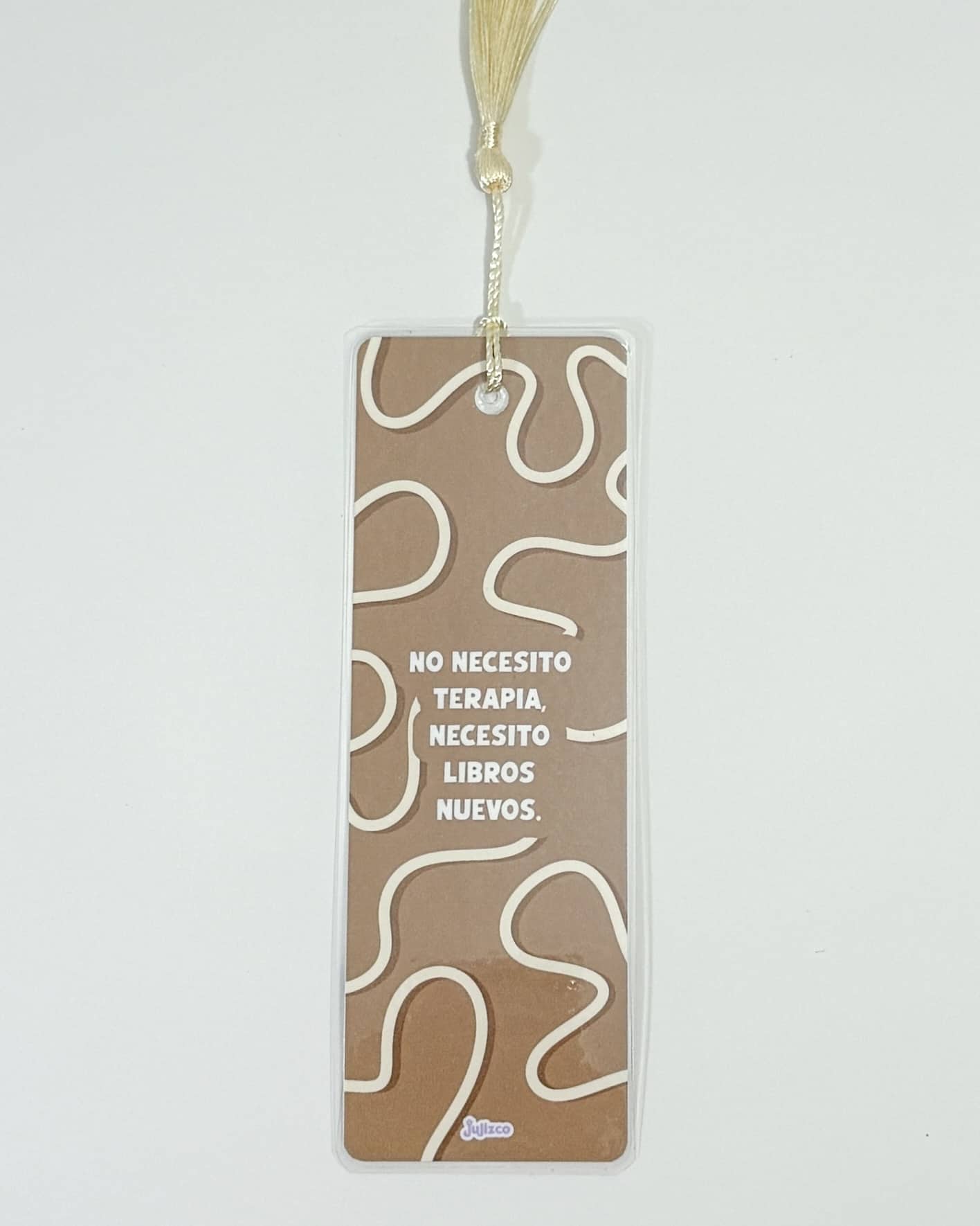 Funky Lines - No necesito terapia, necesito libros nuevos Bookmark
