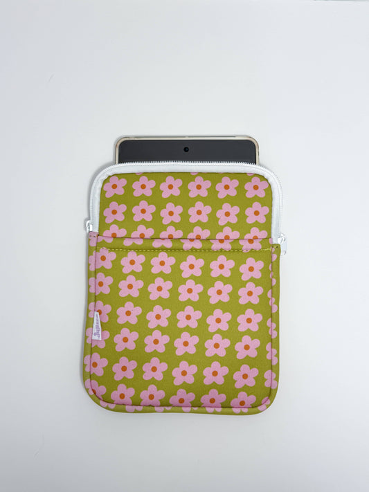 REGULAR 8.5" Olive & Pink Flowers Readers Protective Sleeve