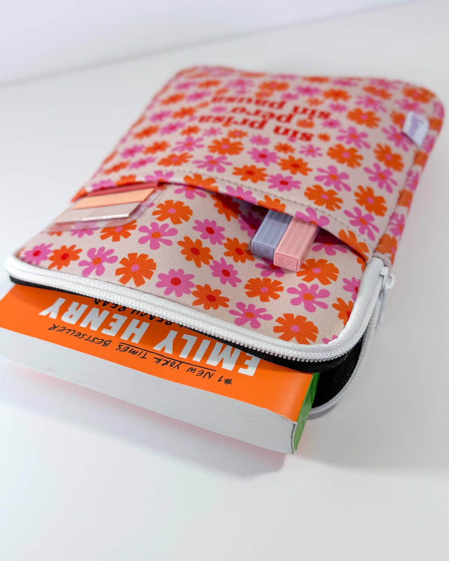 REGULAR 8.5" Sin Prisa Pero Sin Pausa Readers Protective Sleeve