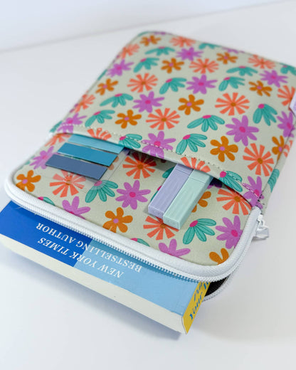 REGULAR 8.5" Flower Paradise Readers Protective Sleeve