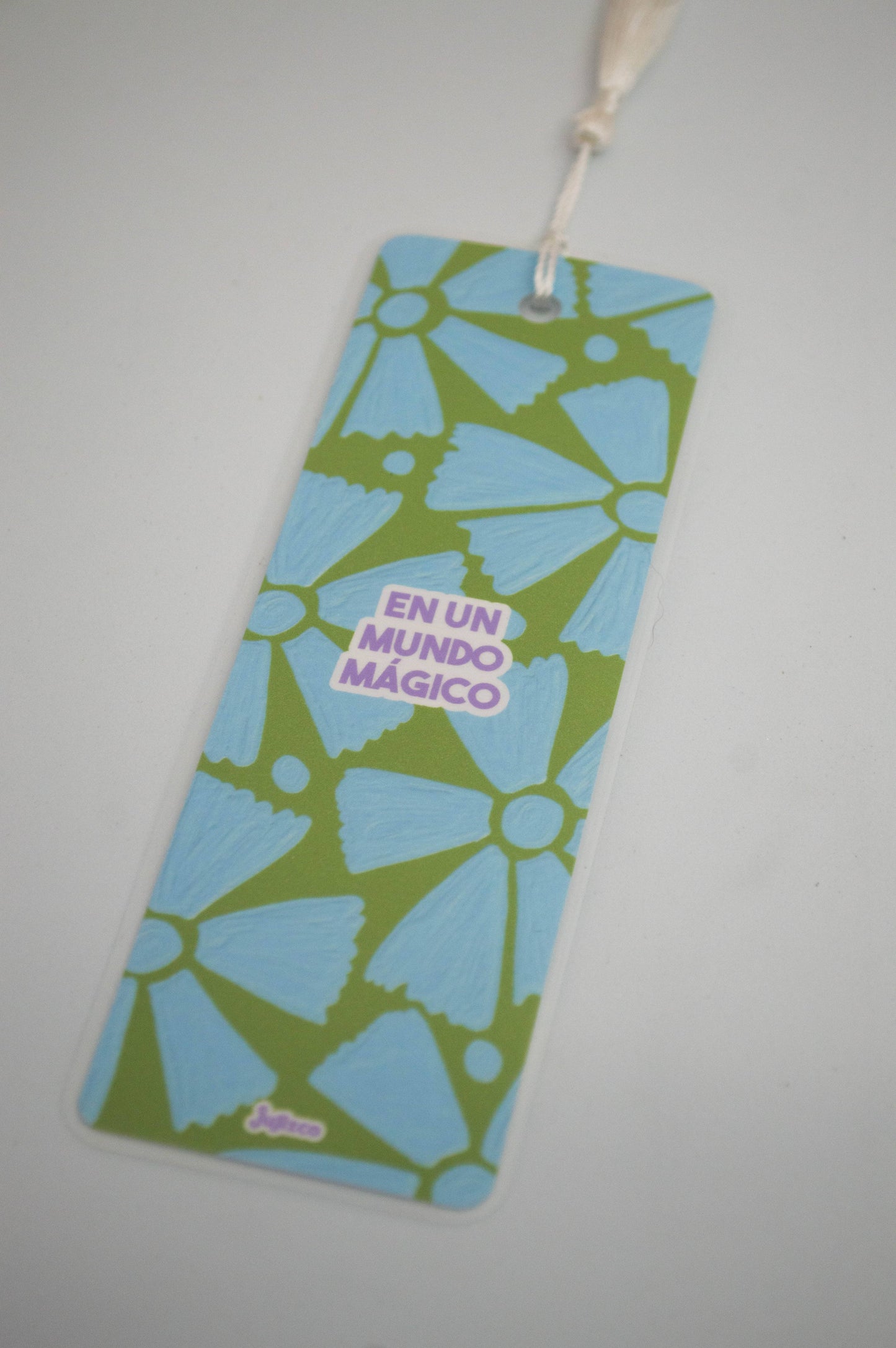 En Un Mundo Mágico Bookmark