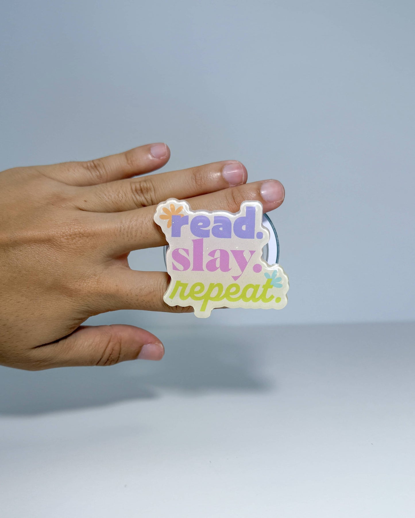 READ SLAY REPEAT Magnetic Grip Holder