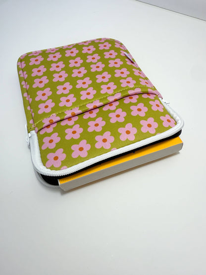 REGULAR 8.5"  Olive & Pink Flowers Readers Protective Sleeve