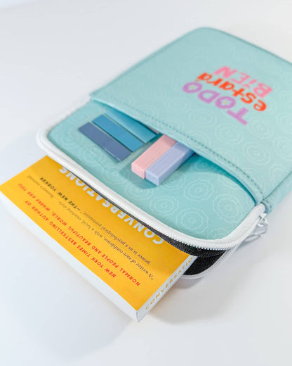 REGULAR 8.5" Todo Estará Bien - Readers Protective Sleeve